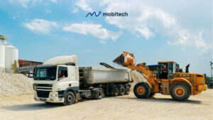 ilustrasi logistik hulu pengisian bahan baku ke truk