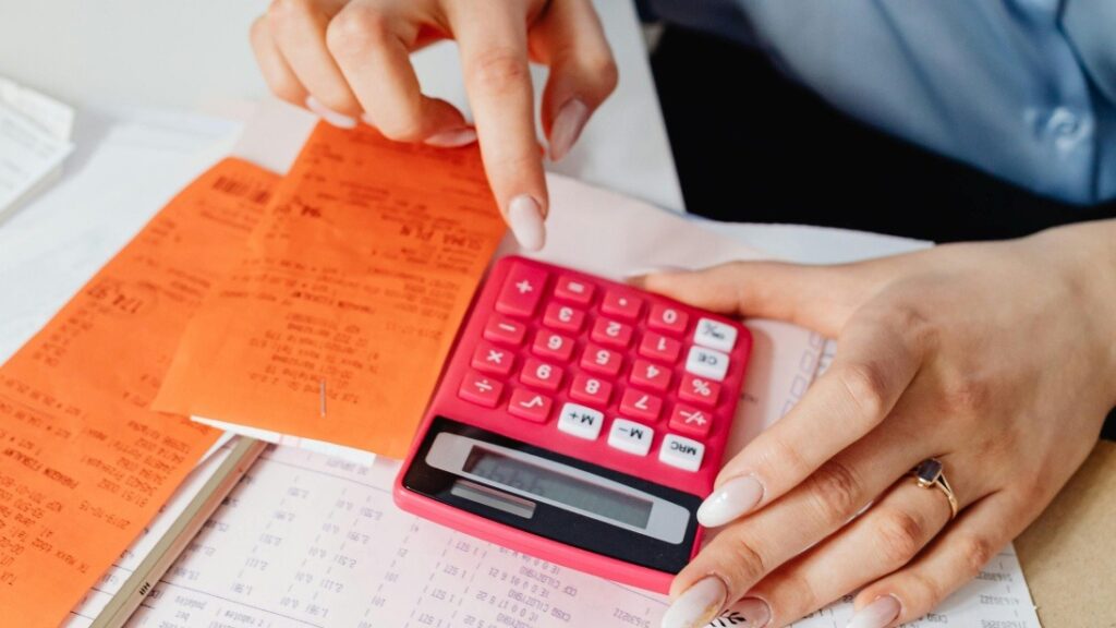 perhitungan biaya logistik